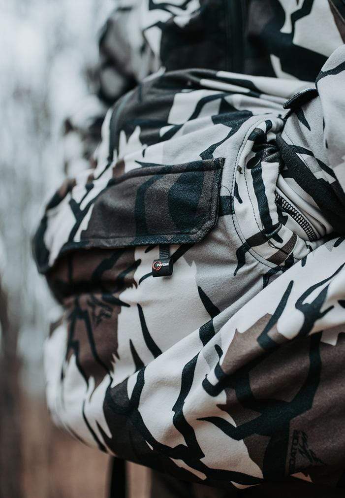 IWOM XT Hunting Suit | Hand Muff Hand warmer Pocket | Predator Fall Gray Camo