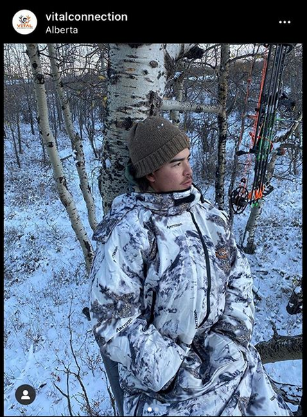 IWOM XT vs Heater Body Suit Review | Alberta Hunting Gear Review | Vital Connection | Cold Temps