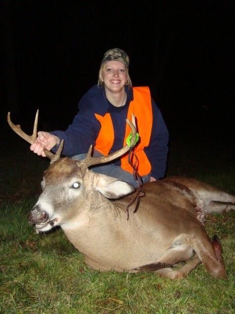 She didn't get cold that night and was able to get a good shot on this 19in wide Michigan bu