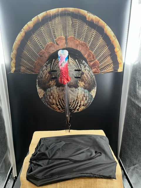 Fergy Boy Magnum Deluxe Collapsible Turkey Decoy by Nelan & Wong