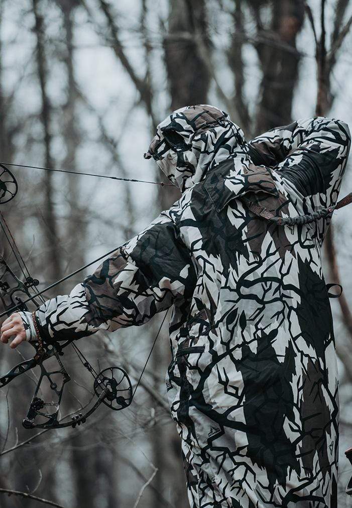 IWOM XT Hunting Suit | Jacket has slot in back for safety harness | Safety in Treestand Predator Fall Gray Camo